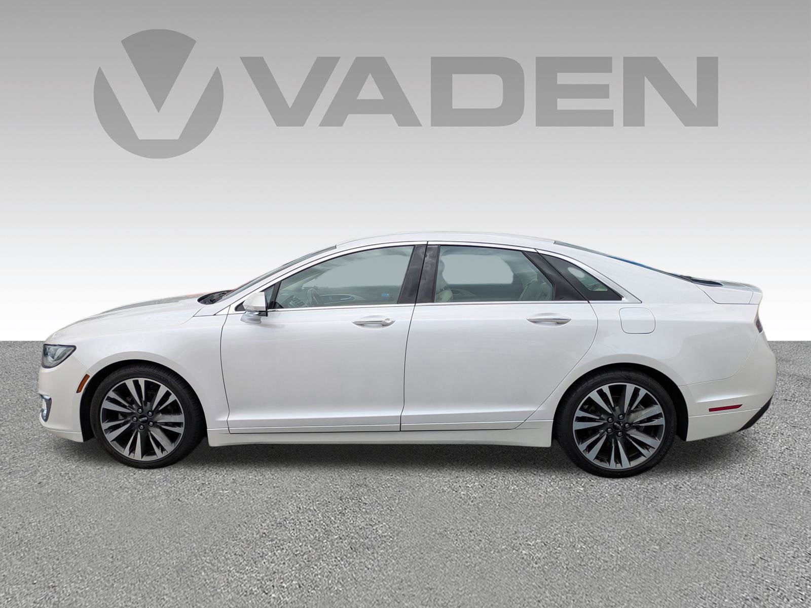 2017 Lincoln MKZ Select