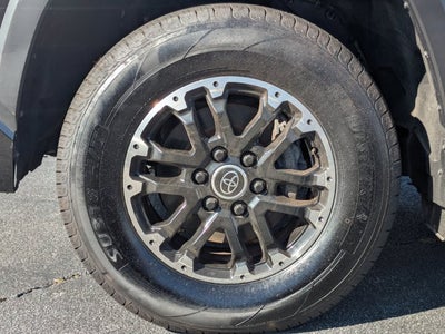 2022 Toyota Tundra 2WD SR5