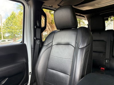 2020 Jeep Wrangler Unlimited Sahara Altitude 4x4