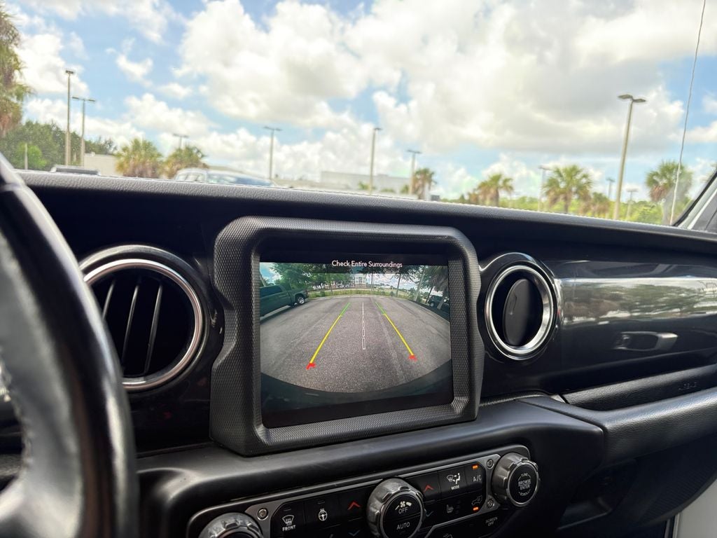 2020 Jeep Wrangler Unlimited Sahara Altitude 4x4