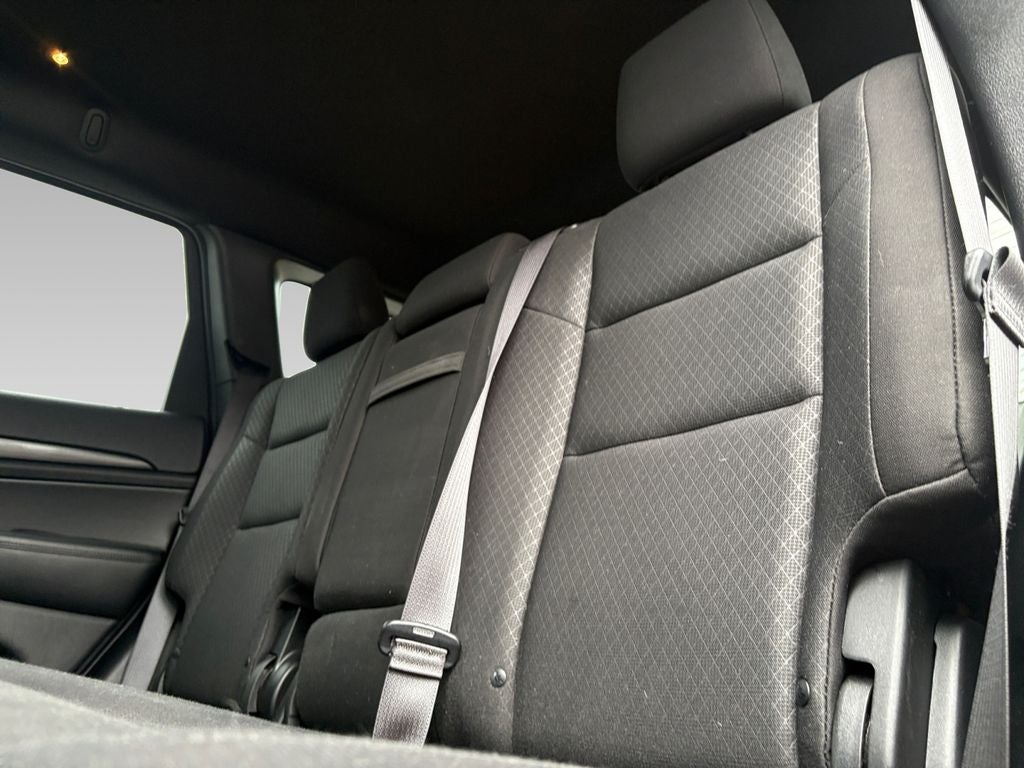 2019 Jeep Grand Cherokee Laredo E 4x2