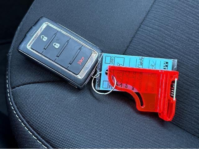 2023 Jeep Grand Cherokee Laredo 4x4