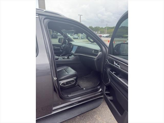 2023 Jeep Wagoneer Series II 4x2