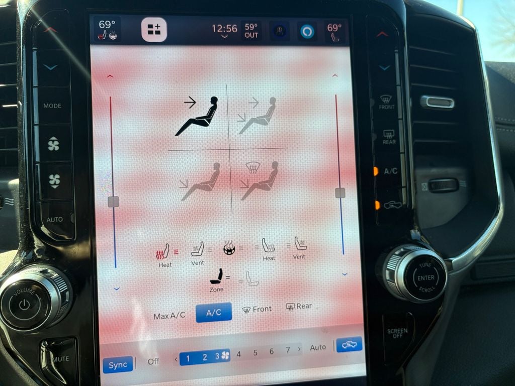 2025 RAM 1500 Laramie Crew Cab 4x4 5'7' Box