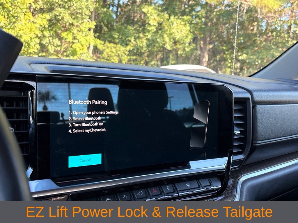 2023 Chevrolet Silverado 1500 2WD Crew Cab Short Bed LT