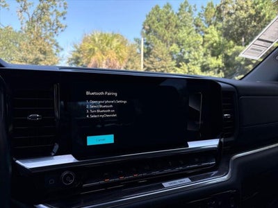 2023 Chevrolet Silverado 1500 4WD Crew Cab Short Bed LTZ