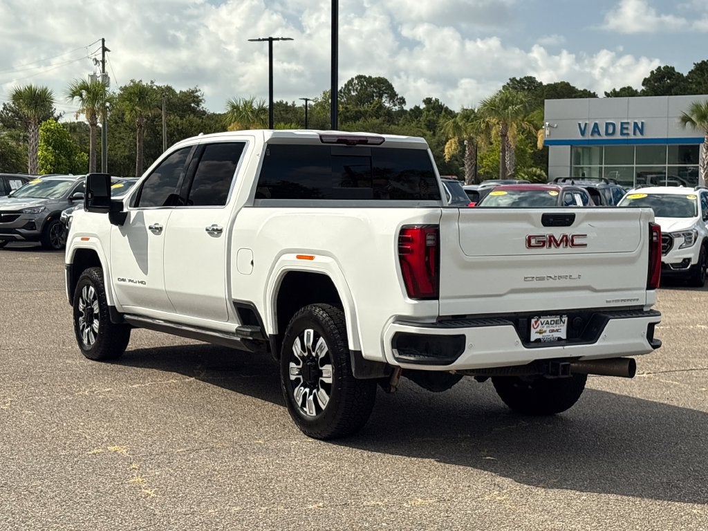 2025 GMC Sierra 3500HD 4WD Crew Cab Standard Bed Denali