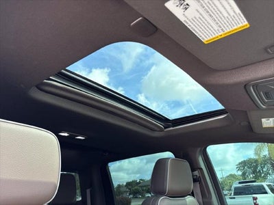 2025 GMC Sierra 3500HD 4WD Crew Cab Standard Bed Denali