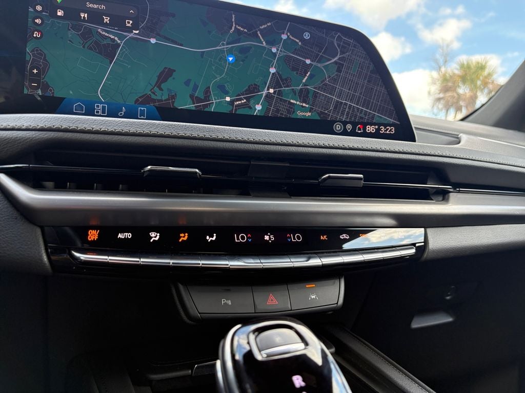 2024 Cadillac XT4 AWD Premium Luxury