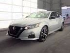 2022 Nissan Altima SR FWD