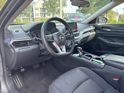 2024 Nissan Altima SV FWD