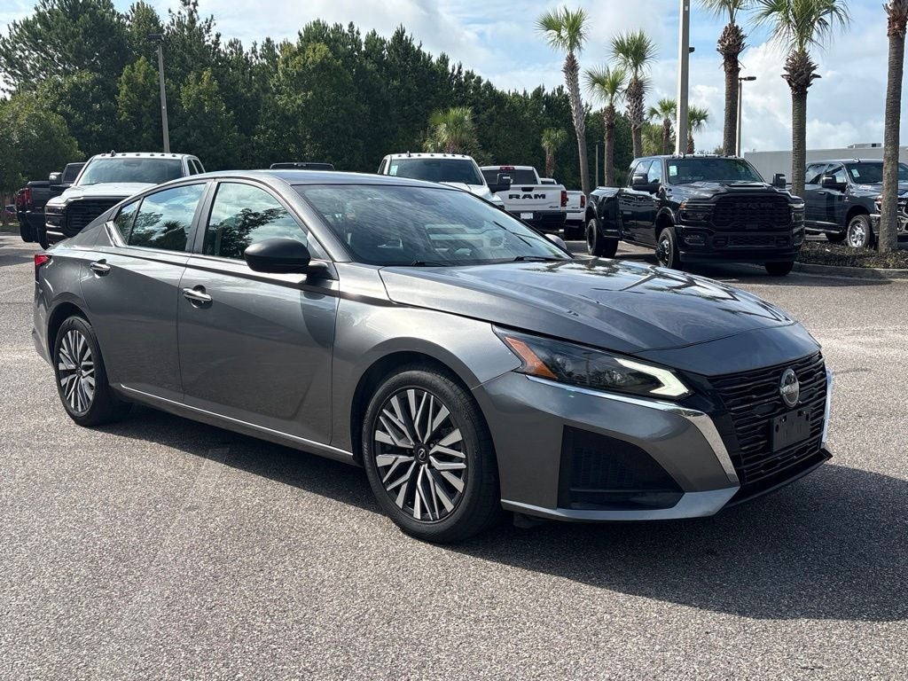 2024 Nissan Altima SV FWD