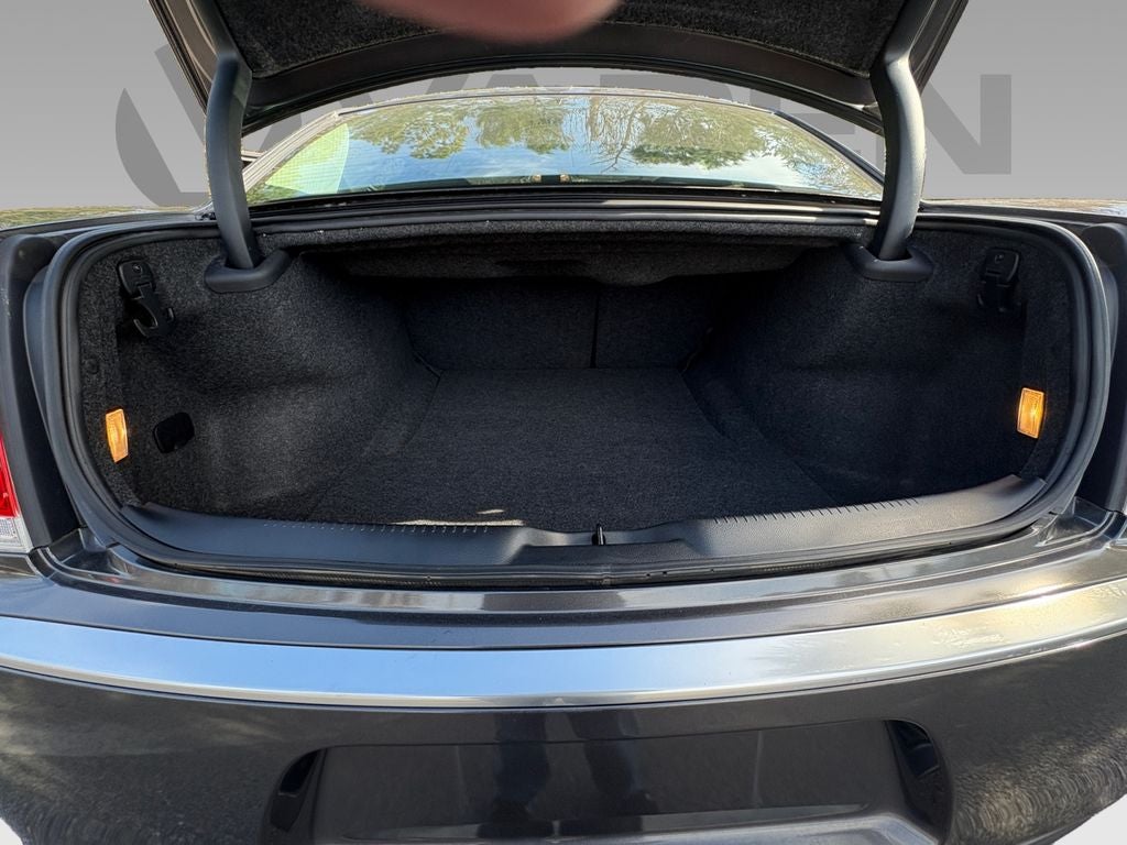 2019 Chrysler 300 Touring