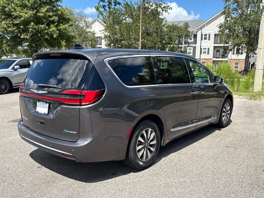 2023 Chrysler Pacifica Hybrid Limited