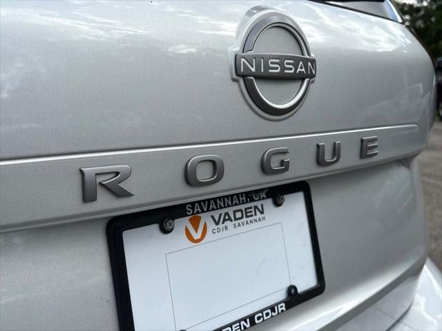 2025 Nissan Rogue SV FWD