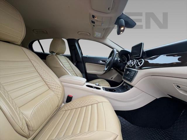 2017 Mercedes-Benz GLA 250 250