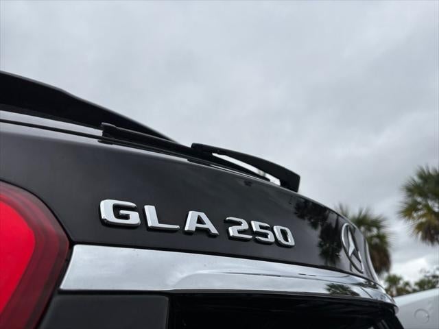 2017 Mercedes-Benz GLA 250 250
