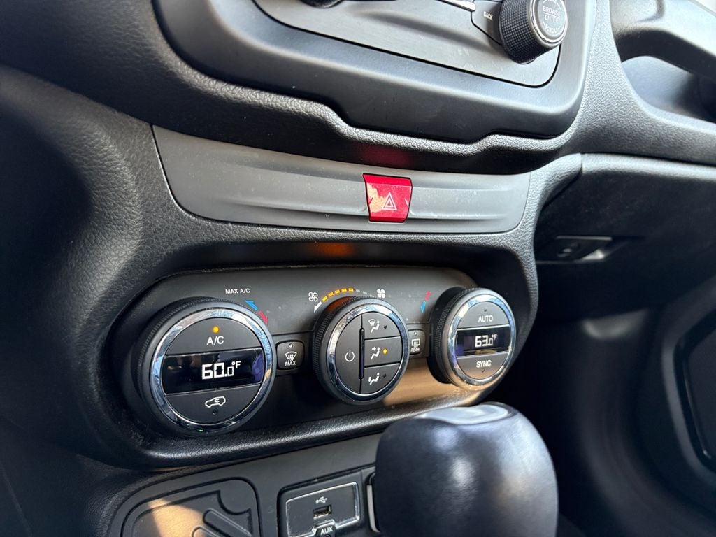 2017 Jeep Renegade Altitude FWD