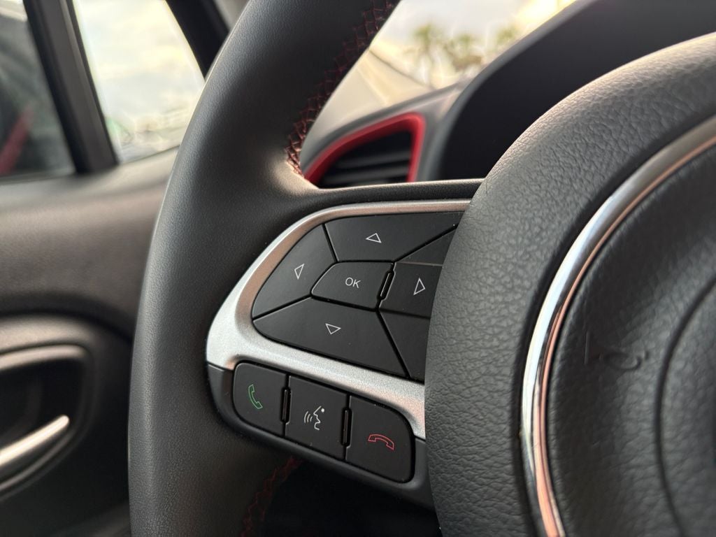 2023 Jeep Renegade Trailhawk 4x4