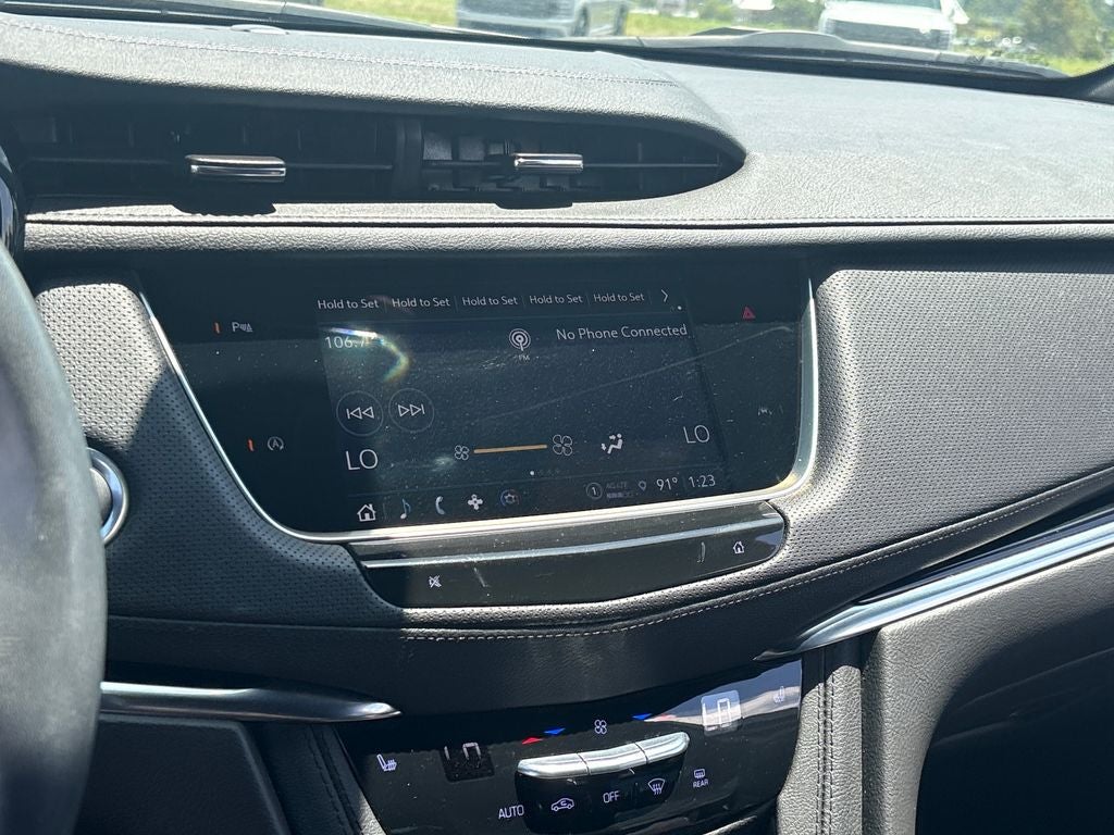 2023 Cadillac XT6 Luxury