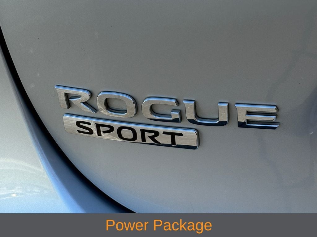 2022 Nissan Rogue Sport SV