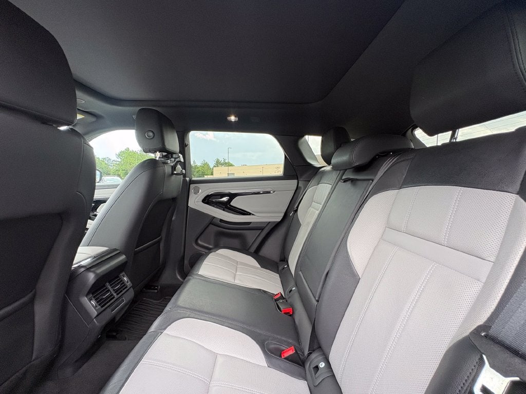 2023 Land Rover Range Rover Evoque R-Dynamic SE