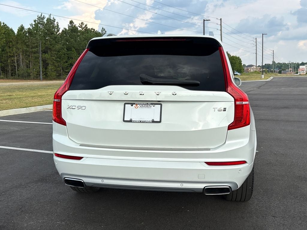 2019 Volvo XC90 T6 Momentum