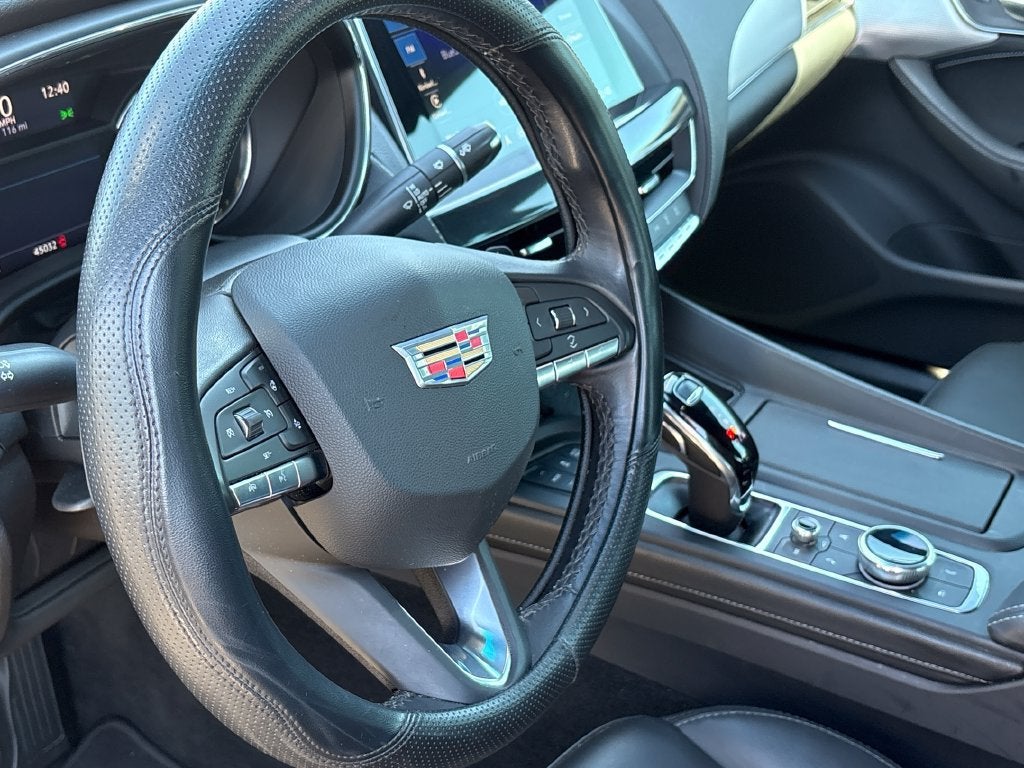 2023 Cadillac CT5 Luxury