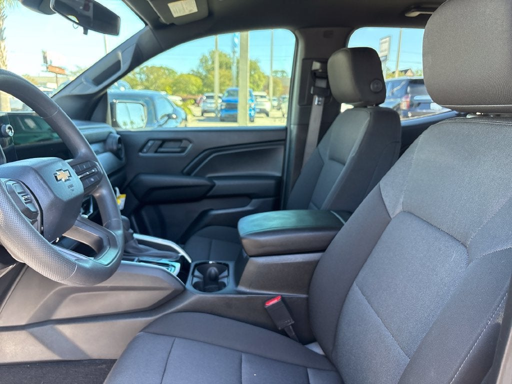 2024 Chevrolet Colorado WT