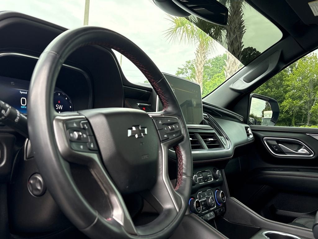 2023 Chevrolet Suburban RST