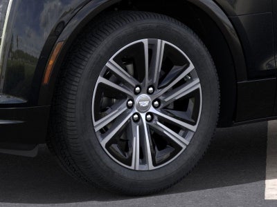 2024 Cadillac LYRIQ Luxury 2