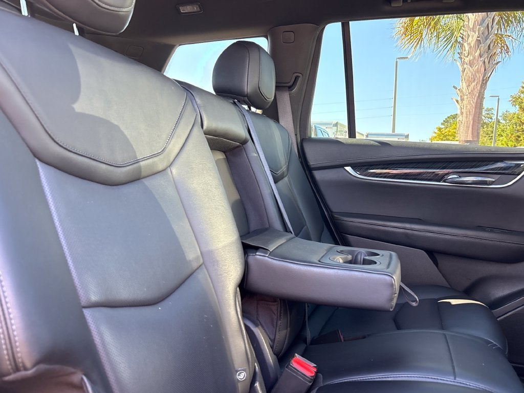 2022 Cadillac XT6 Premium Luxury