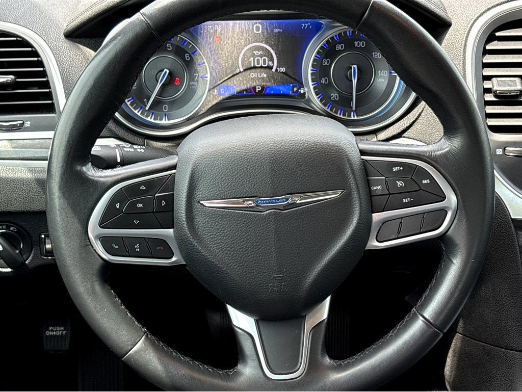 2021 Chrysler 300 Touring