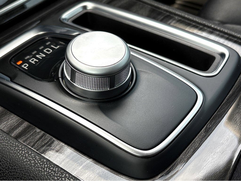 2021 Chrysler 300 Touring