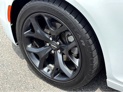 2021 Chrysler 300 Touring