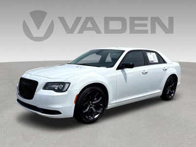 2021 Chrysler 300 Touring