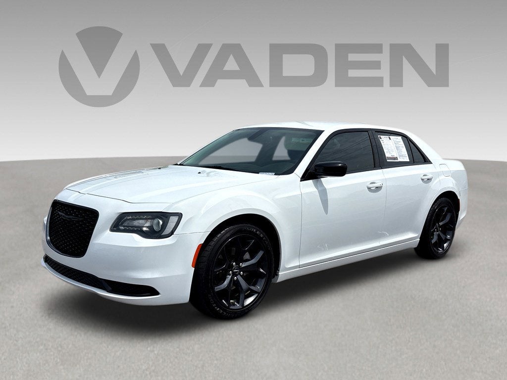 2021 Chrysler 300 Touring