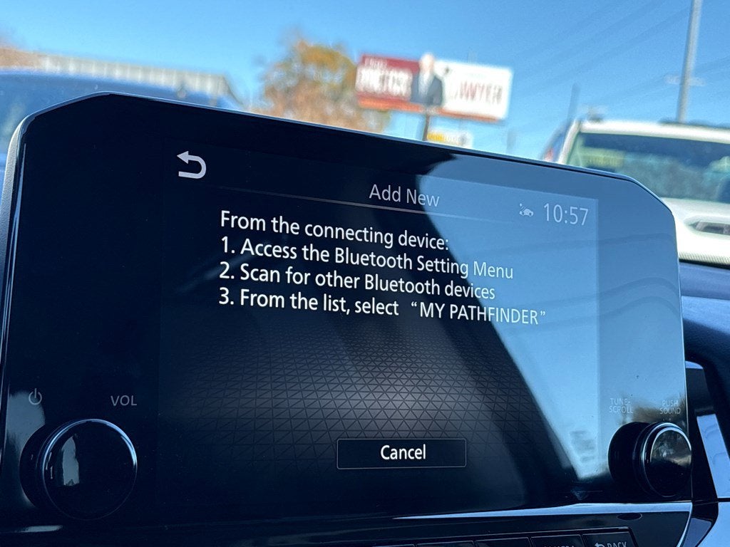 2023 Nissan Pathfinder SL