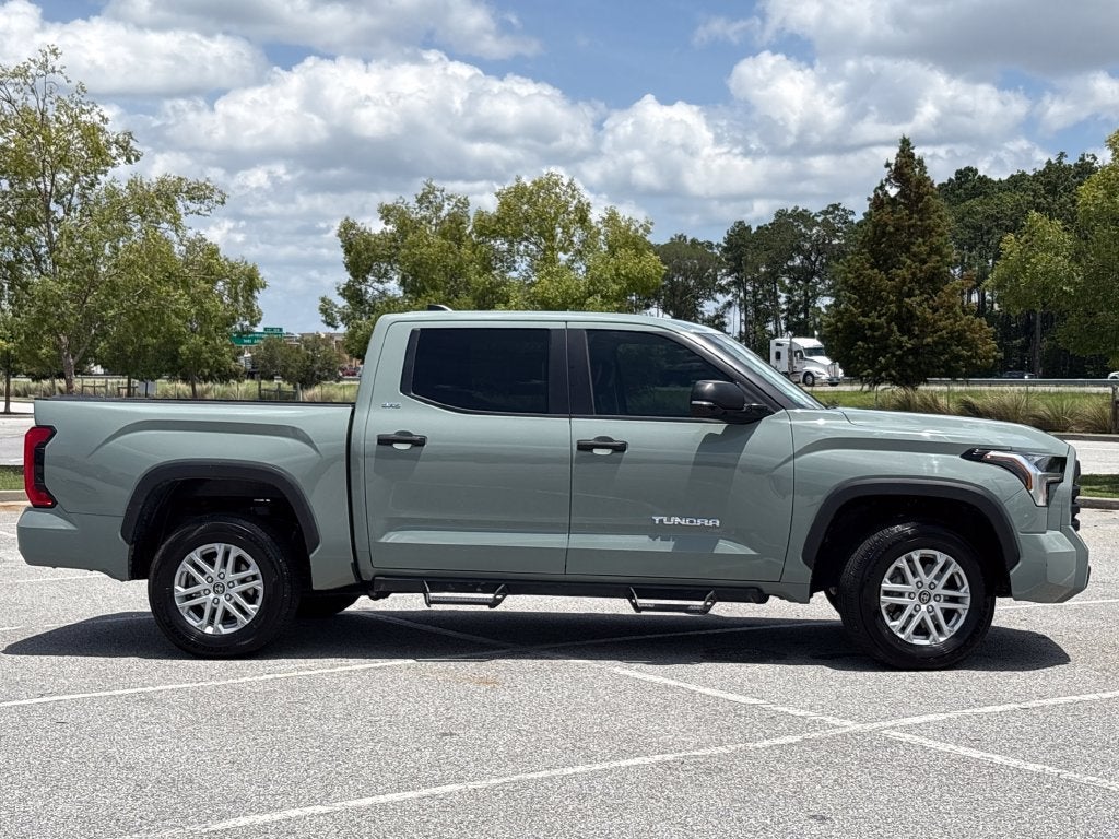 2024 Toyota Tundra 4WD SR5