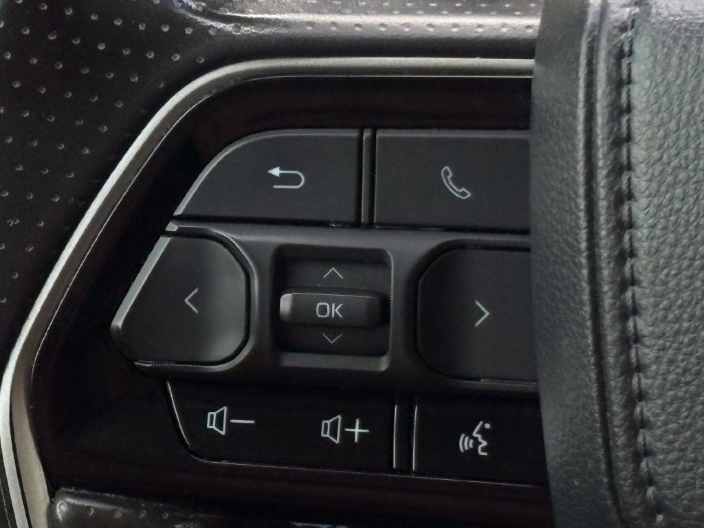 2024 Toyota Tundra 4WD SR5
