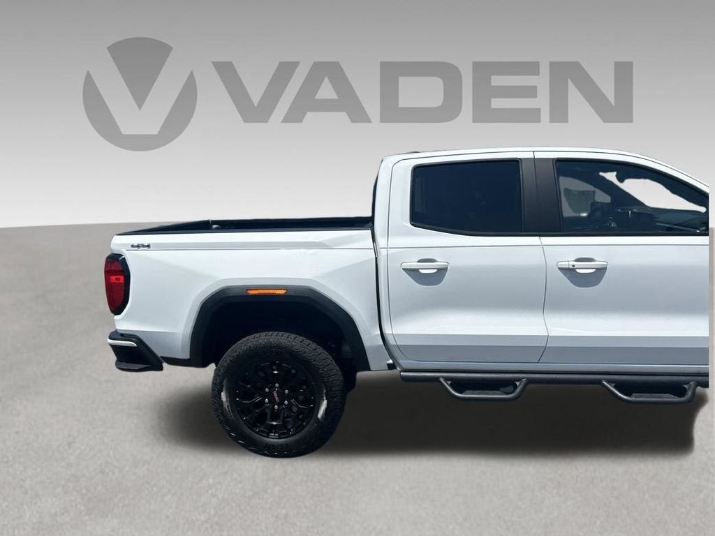 2026 GMC Canyon Base