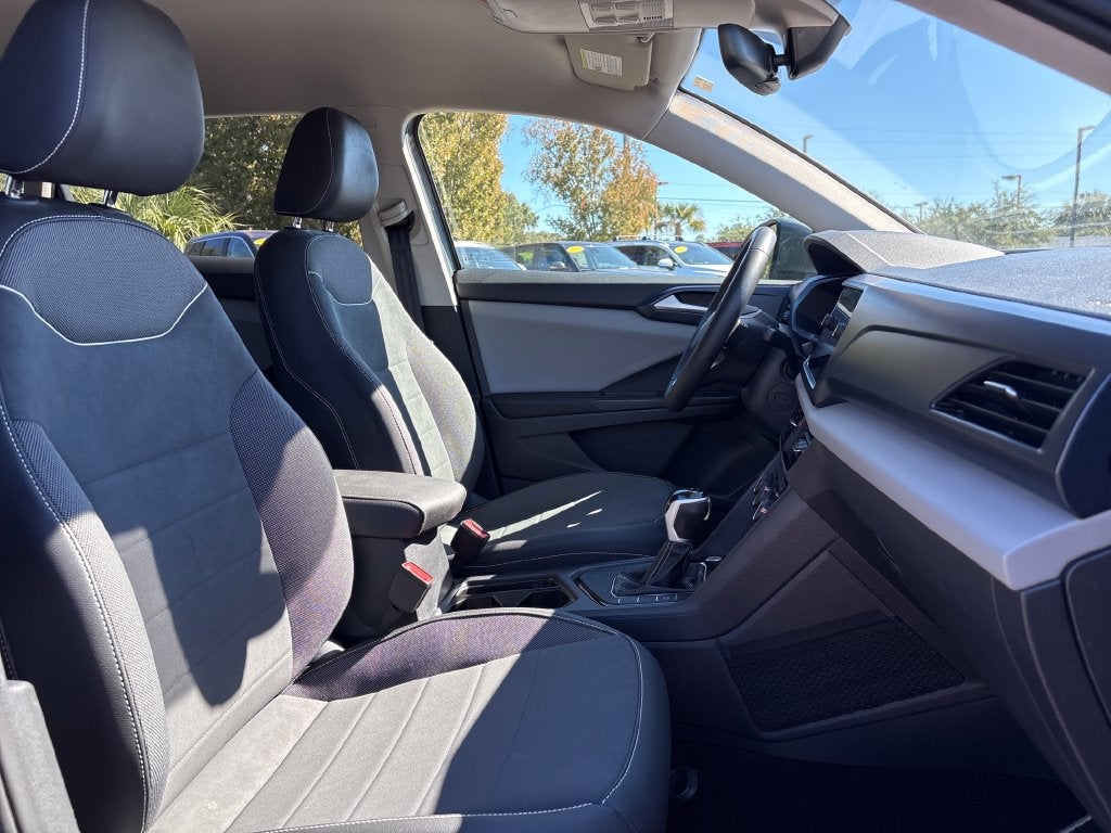 2023 Volkswagen Taos Base