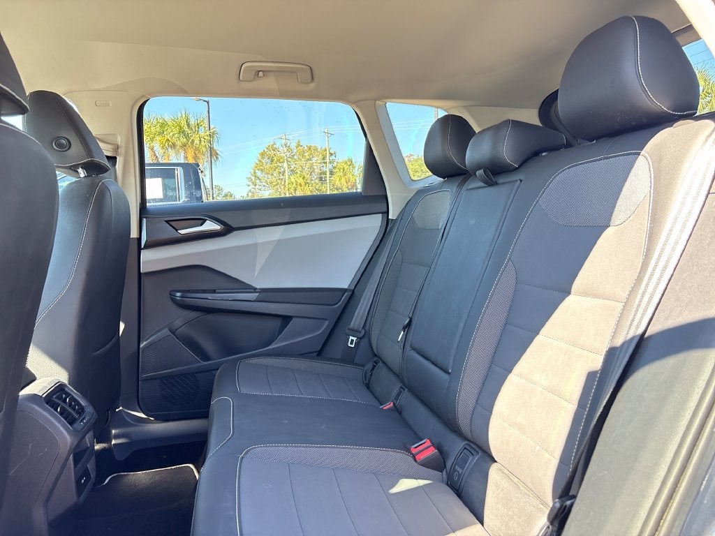 2023 Volkswagen Taos Base