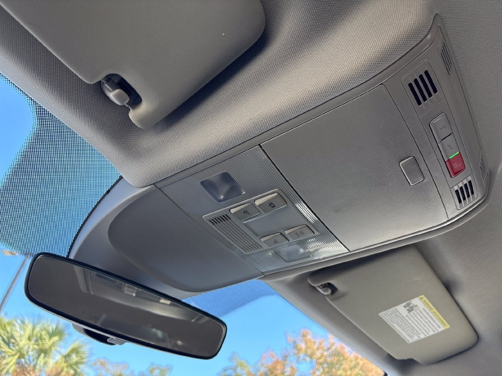 2023 Volkswagen Taos Base