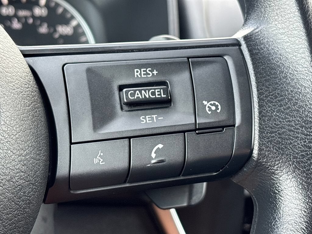 2024 Nissan Rogue Base