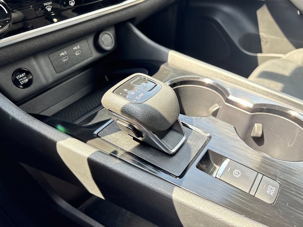 2024 Nissan Rogue Base