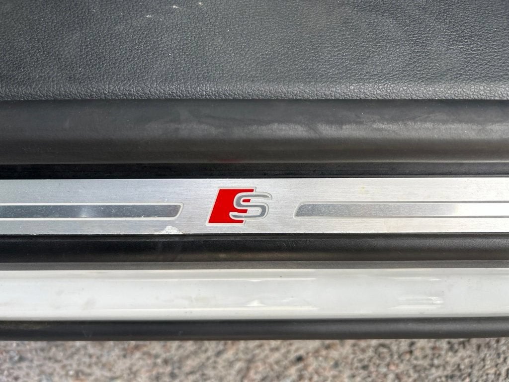 2022 Audi Q8 Base