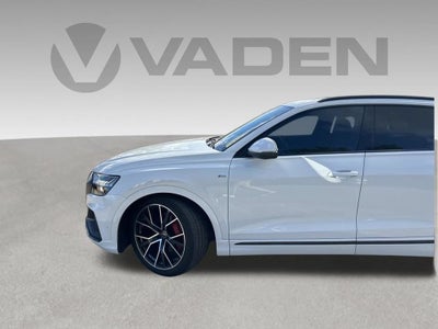 2022 Audi Q8 Base