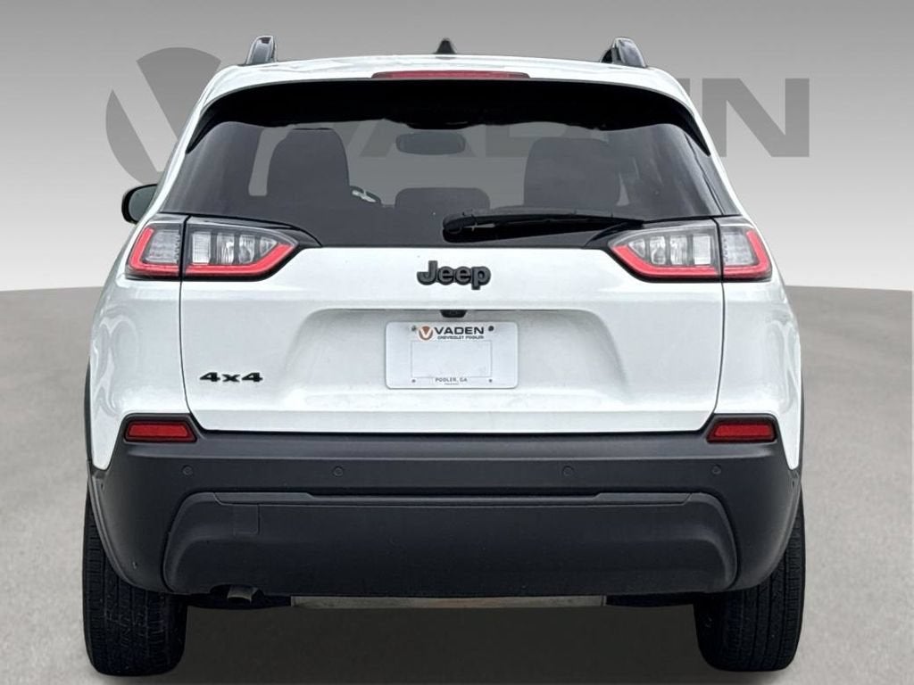 2023 Jeep Cherokee Altitude Lux