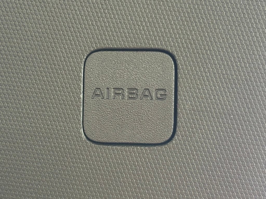 2022 Chevrolet Traverse Base